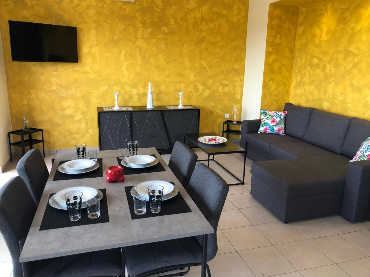 Kakovatos - Luxury Sea View Apartment “Theodora” 54M2. מראה חיצוני תמונה